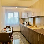 Apartment Coresi Luxury Sinuhe Residents For 4 Brasov