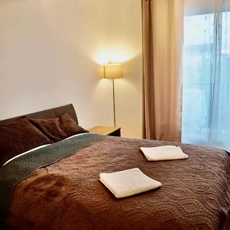 Apartament Coresi Luxury Sinuhe Residents For 4 *