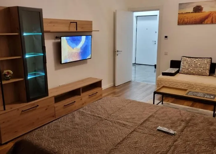 Coresi Luxury Sinuhe Residents For 4 Apartman