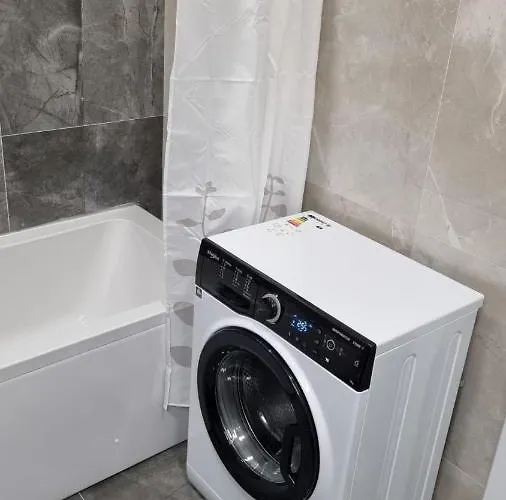 Coresi Luxury Sinuhe Residents For 4 브라쇼브